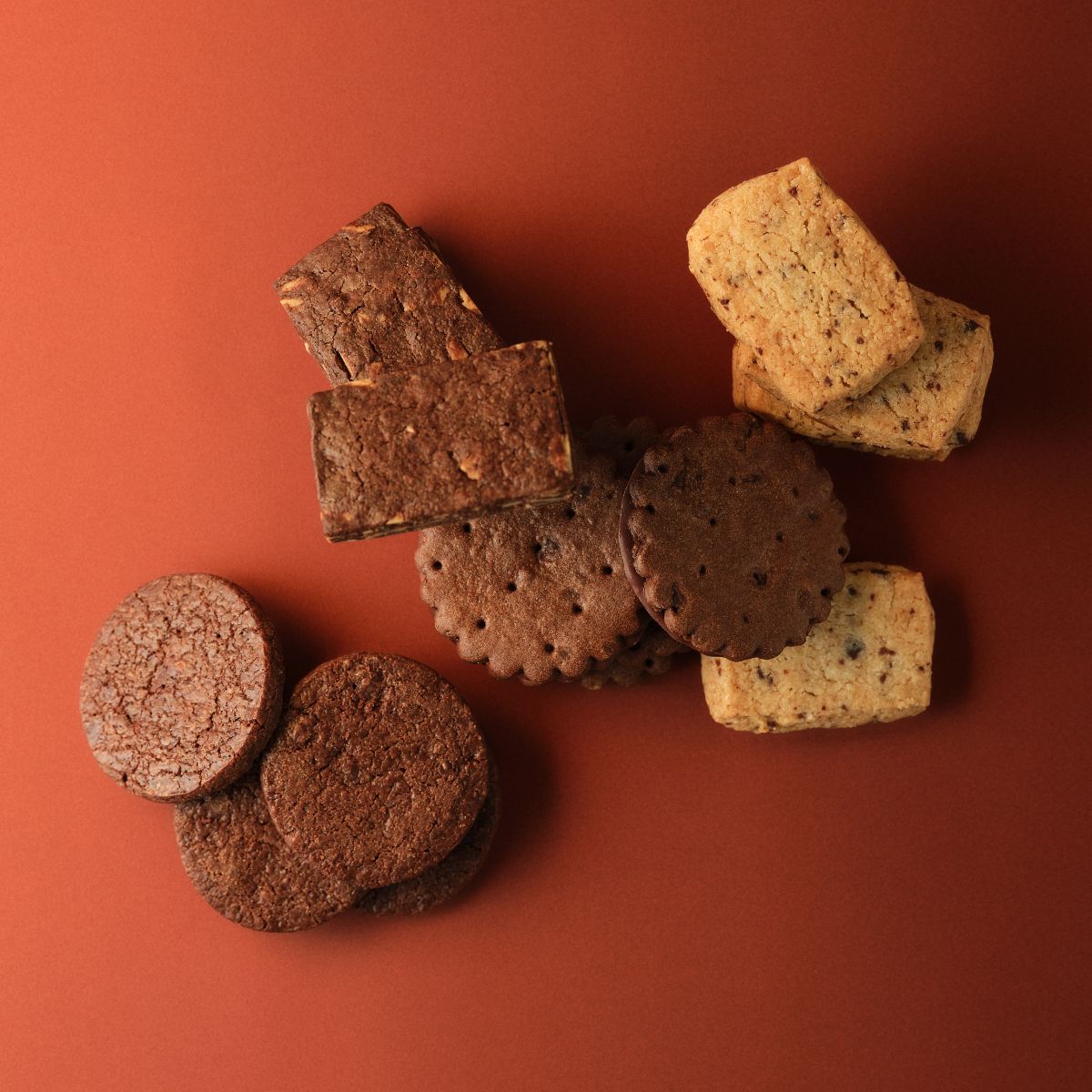 クッキー缶ノワール】 リニューアル＆先行発売のお知らせ｜ブノワ